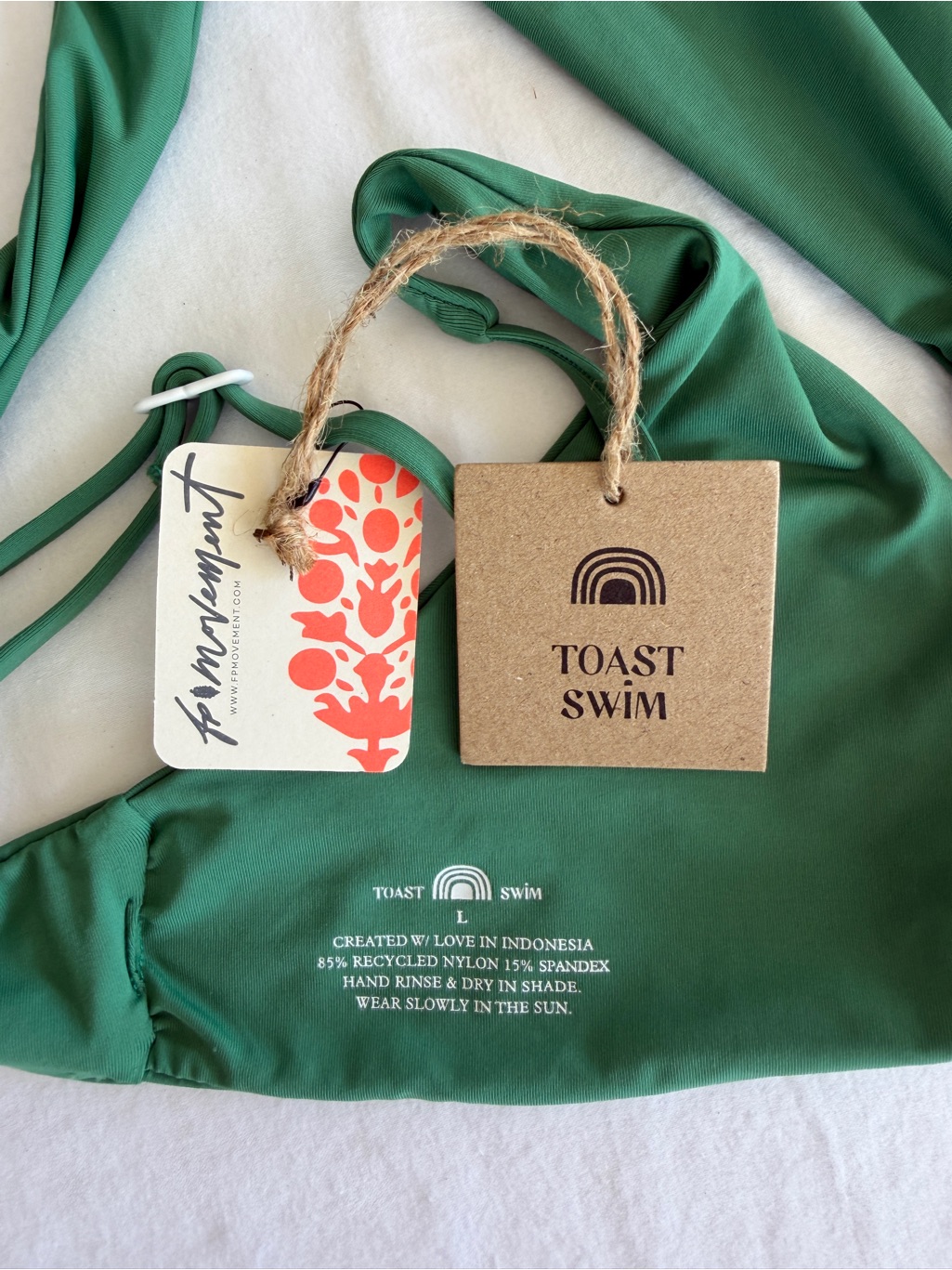 **Tag Toast Swim Green Knot Front Bikini Top Nwt Size L — image 4 of 4
